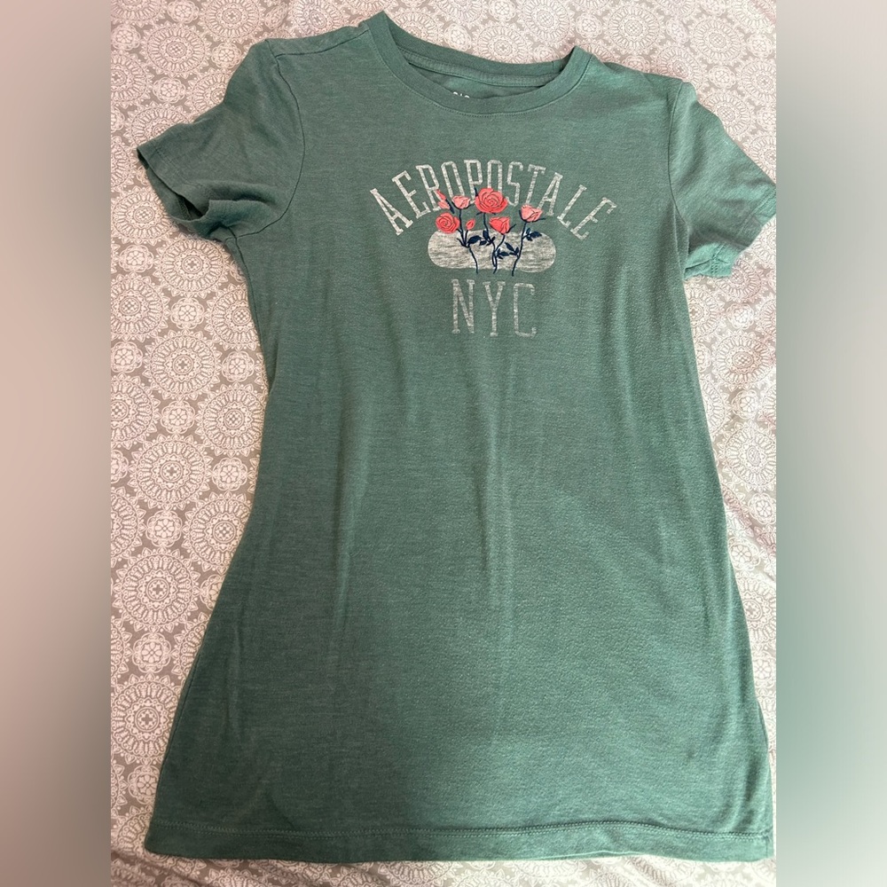 Small and extra small Aeropostale fitted tees